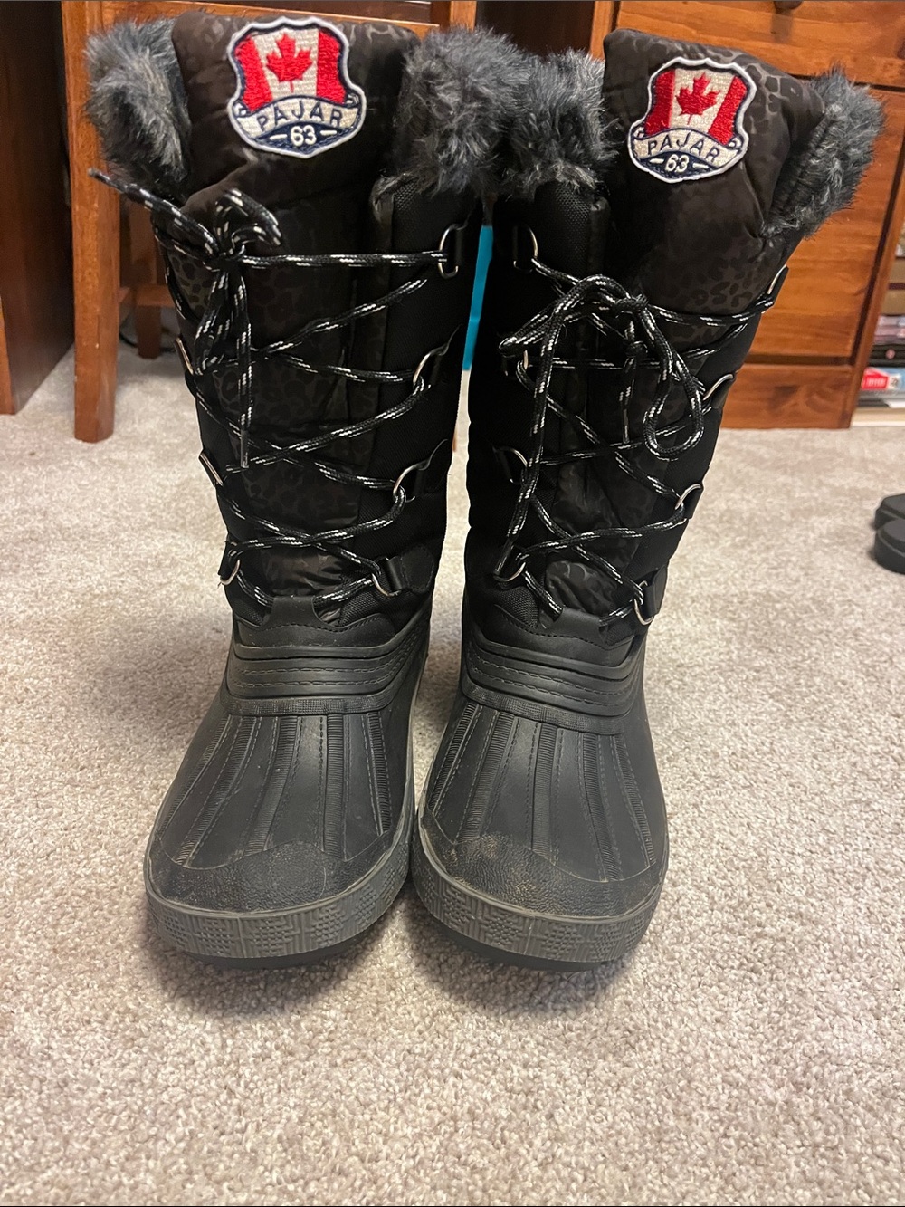 Pajar Black Lace-Up Women's Winter Snow Boots with Faux Fur Cuff